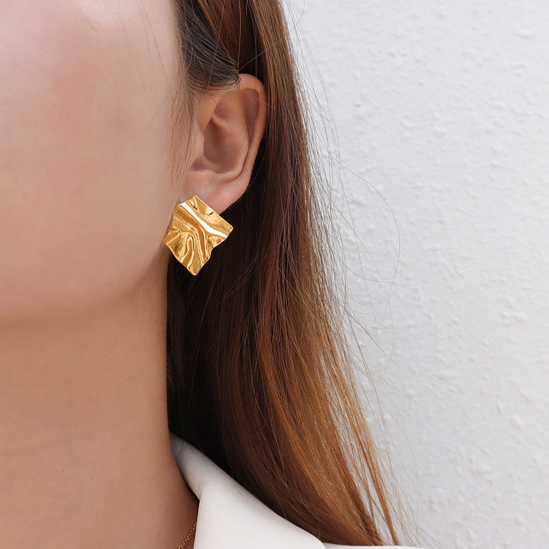 Pleated Quality Titanium Steel Gold-plated Cold Rings