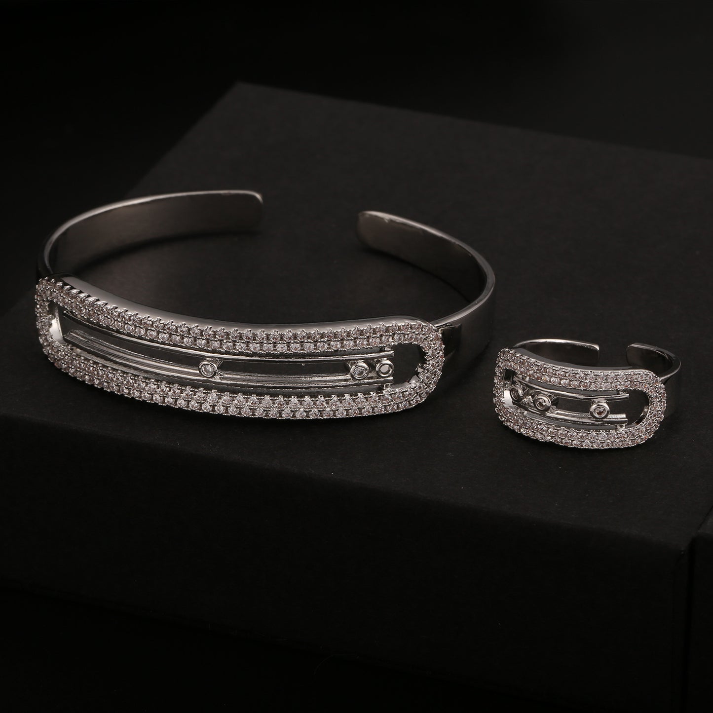 Diamond Light Luxury Advanced Geometric Two-piece Fashion Jewelry Set