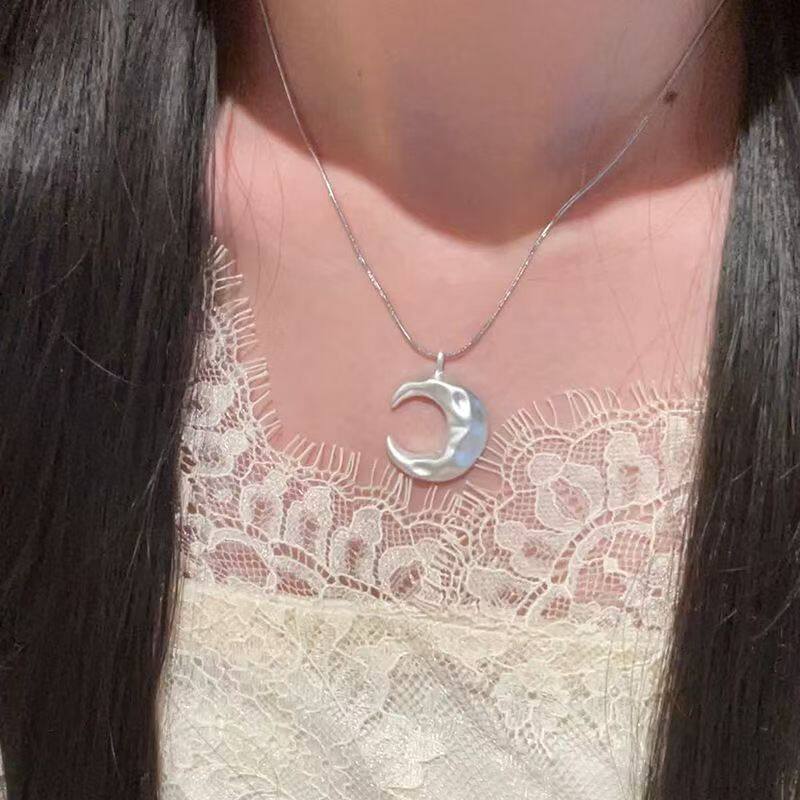 Women's Wind Clavicle Chain Design Love High-grade Necklace