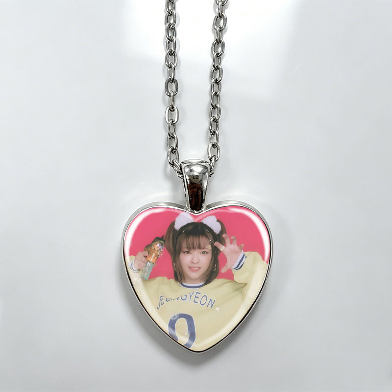 Love Alloy Korean Group Support Heart Sweet Beauty Fans Clavicle Necklaces