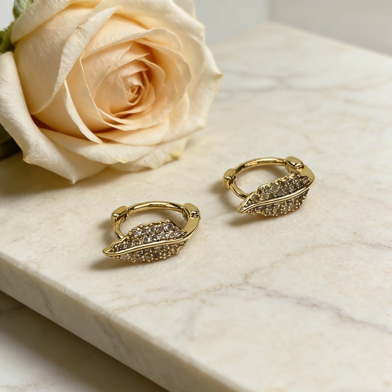 Small Leaf-shaped Fashion Temperament Super Shiny Leaves Ear Earrings