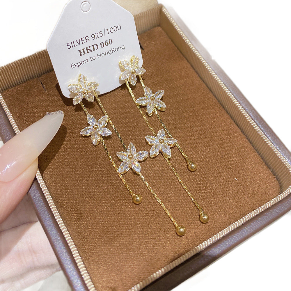 Women's Korean Style Zircon Flower Tassel Fashion Delicate Niche Sense Face Earrings
