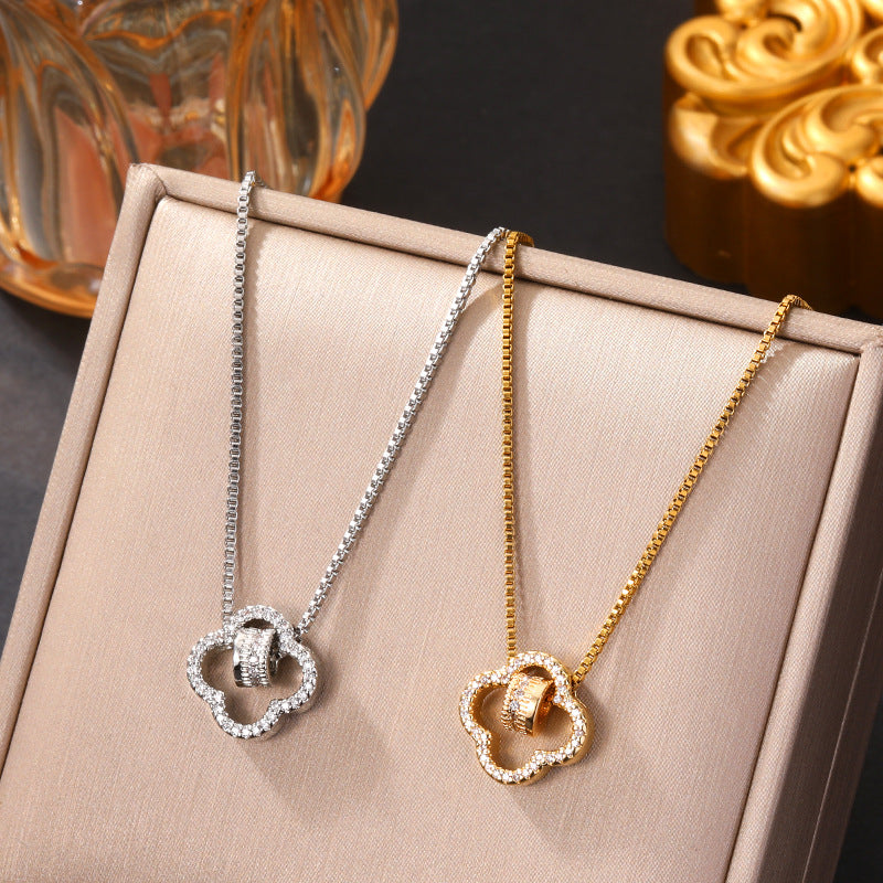 Women's Light Luxury Titanium Steel Exquisite Clavicle Necklace