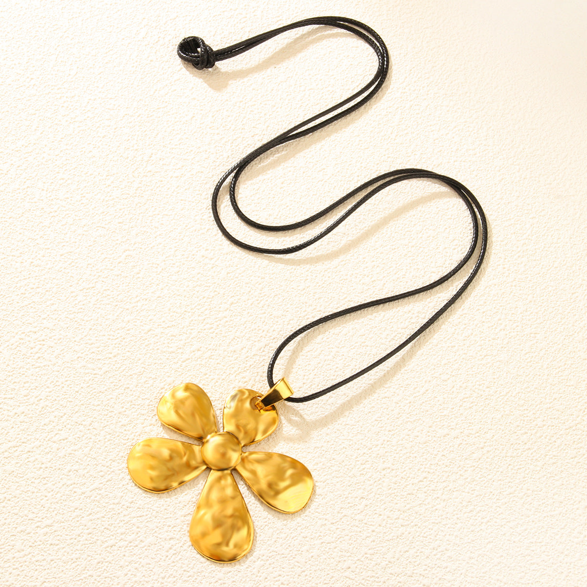 Niche Liquid Flower Simple Metallic Fashion Necklaces