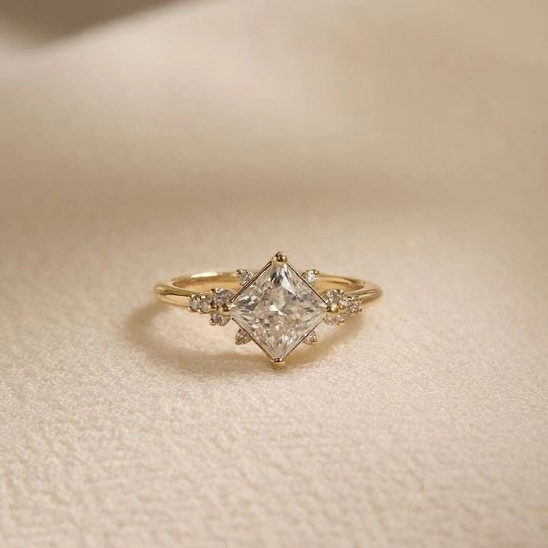 Inlaid Square Diamond Zircon Gold Engagement Ring