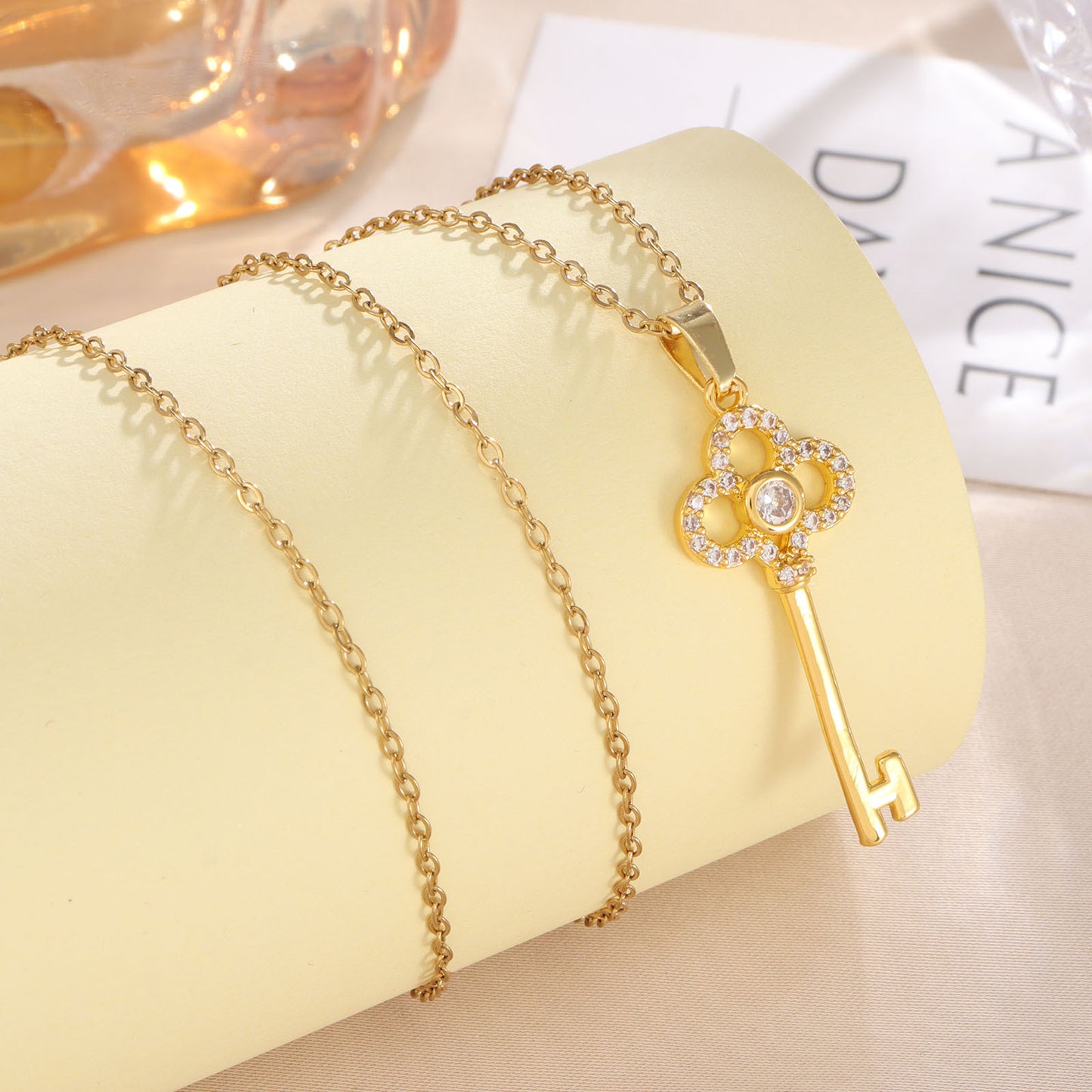 Diamond Key Female Versatile Antique Clavicle Necklaces