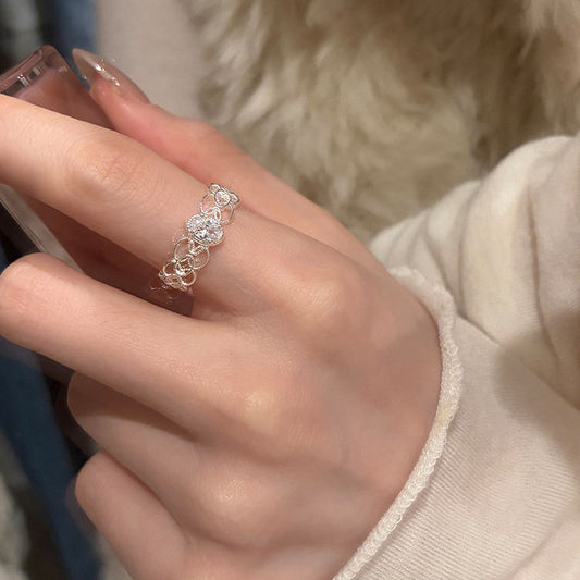 Women's High-grade Lace Hollow Shiny Diamond Mild Luxury Retro Fashion Rings