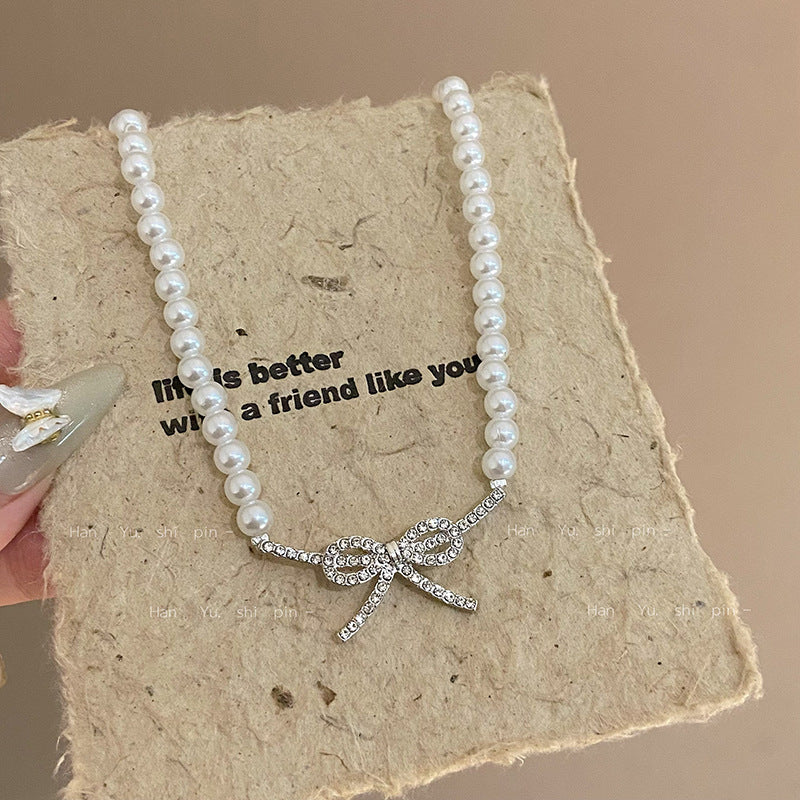 Women's Retro Pearl Affordable Luxury Fashion Temperament Wild Good-looking Clavicle Necklace