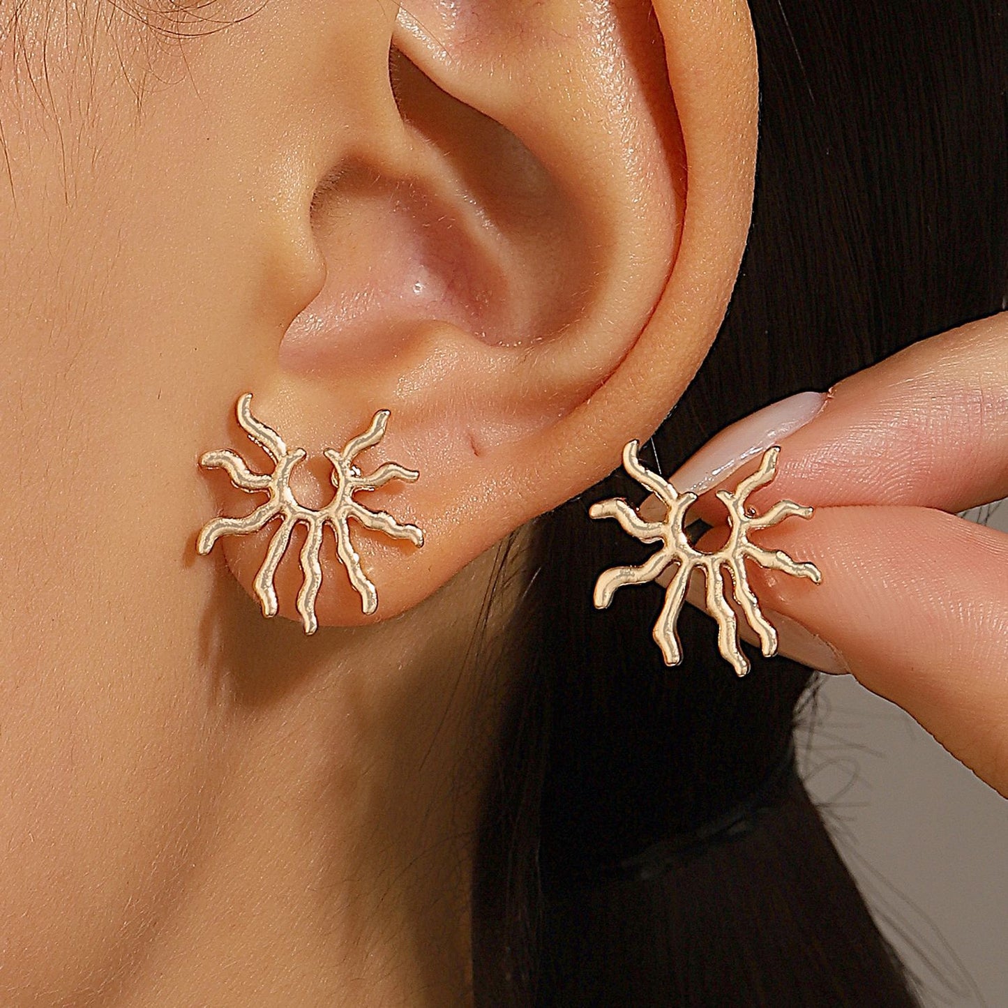 Fashion Exaggerated Sunflower Light Female Trend Party Earrings