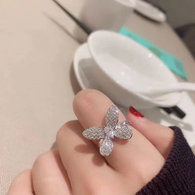 Cold Wind Open Butterfly Clavicle Full Diamond Necklace