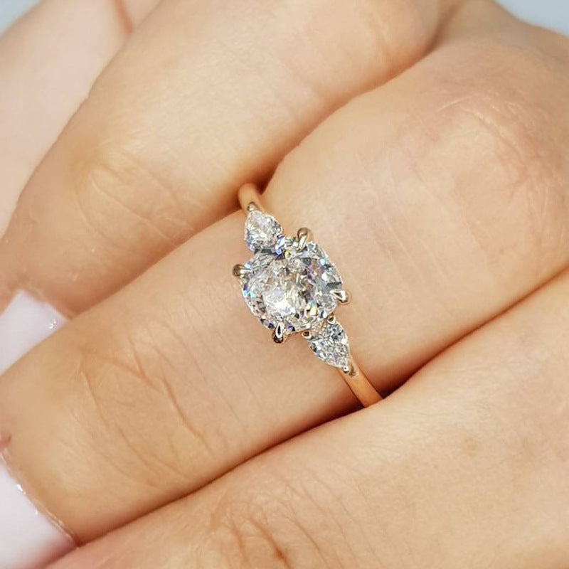 Women's Elegant Diamond Artificial Wedding Fashion Personality Rings