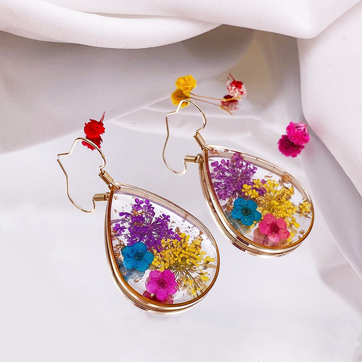 Women's Drop-shaped Natural Dried Flower Fresh Real Gold Foil Rose Pearl Earrings