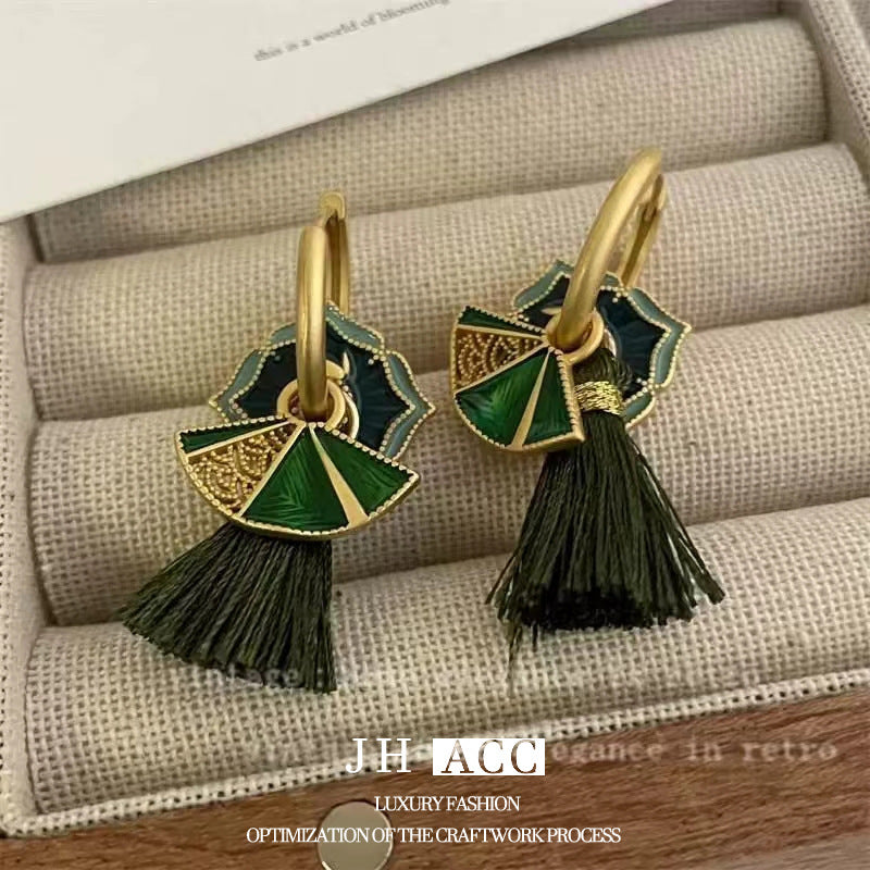 Glazed Fan-shaped Female Niche Advanced Design Multiple Ways Earrings