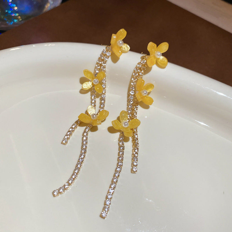 Women's Green Leaf Lily Yellow Series Tassel Light Luxury High-grade Sweet Rings