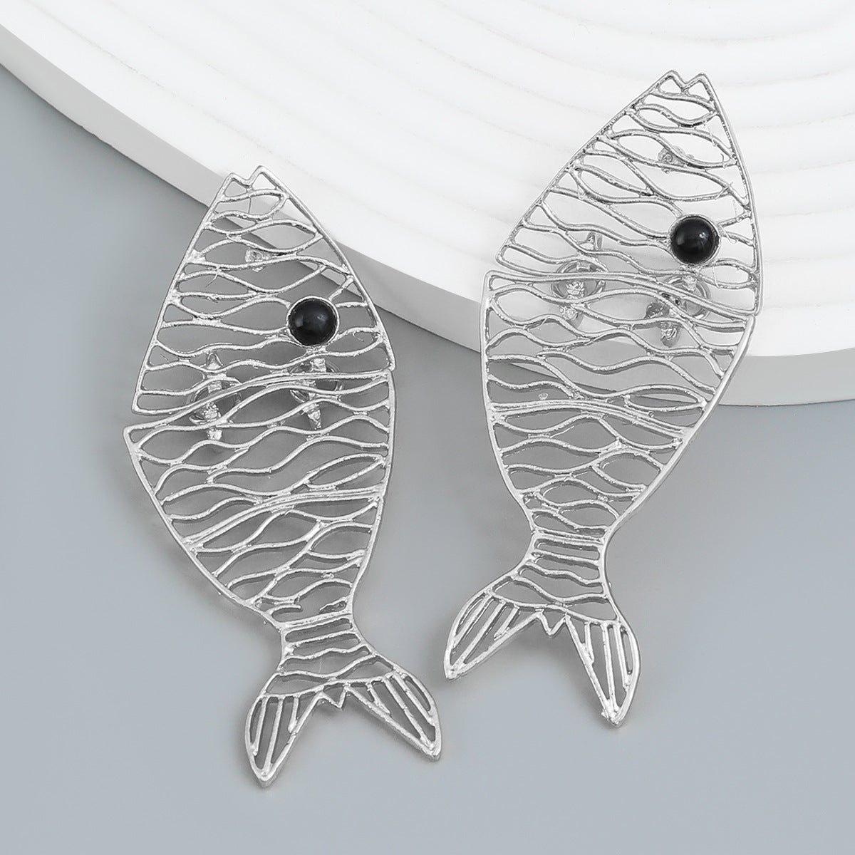 Heart Simple Hollow Alloy Tropical Fish Earrings