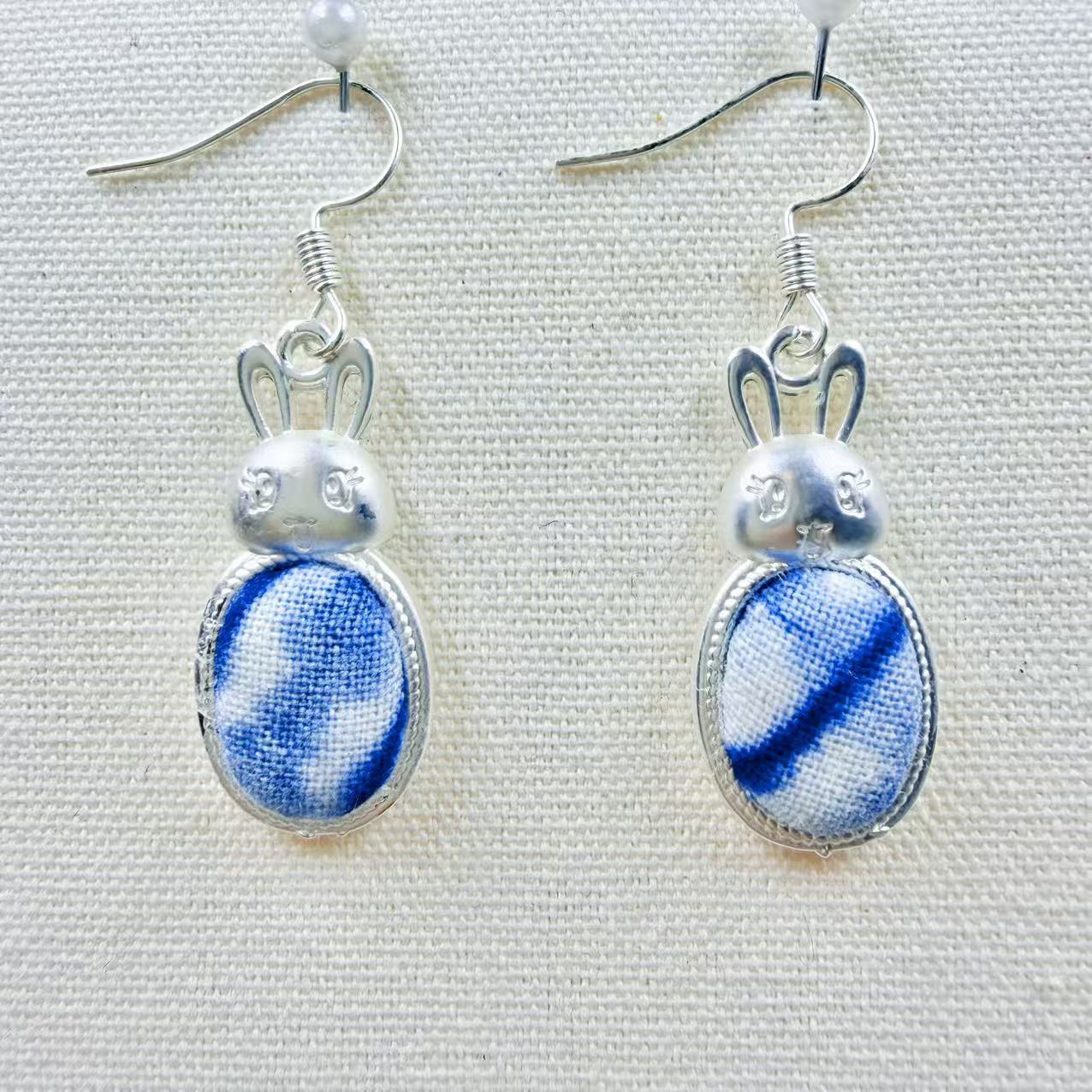 Sier Embroidered Handmade Blue Dyed Butterfly Rings