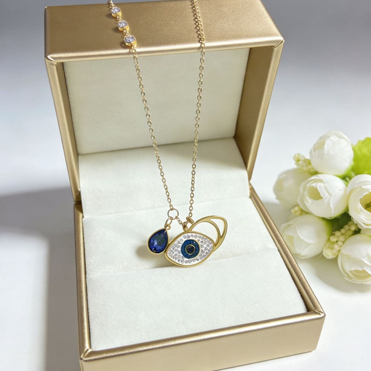 Body Titanium Steel Fashion Devil's Eye Clavicle Necklace