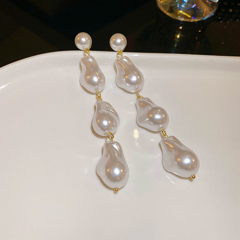 Fashion High-grade Zircon Pearl Niche Retro Earrings