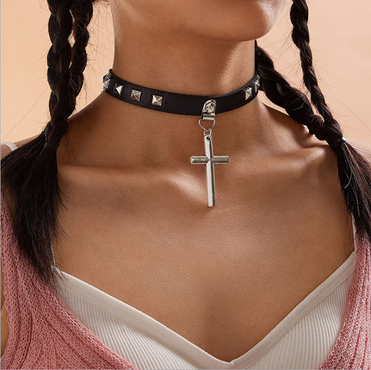 Punk Leather Cross Vintage Rivet Clavicle Collar