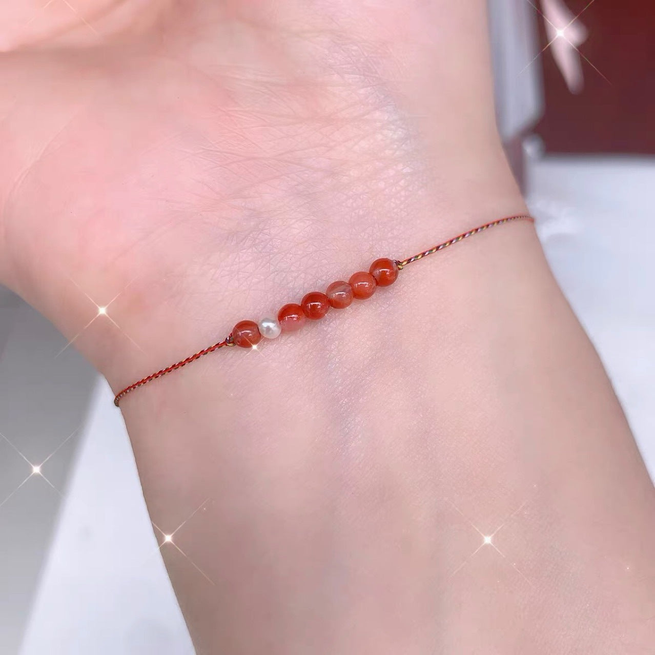 Natural South Red Pearl Garnet Green Pine Moonlight Extremely Fine Bracelet