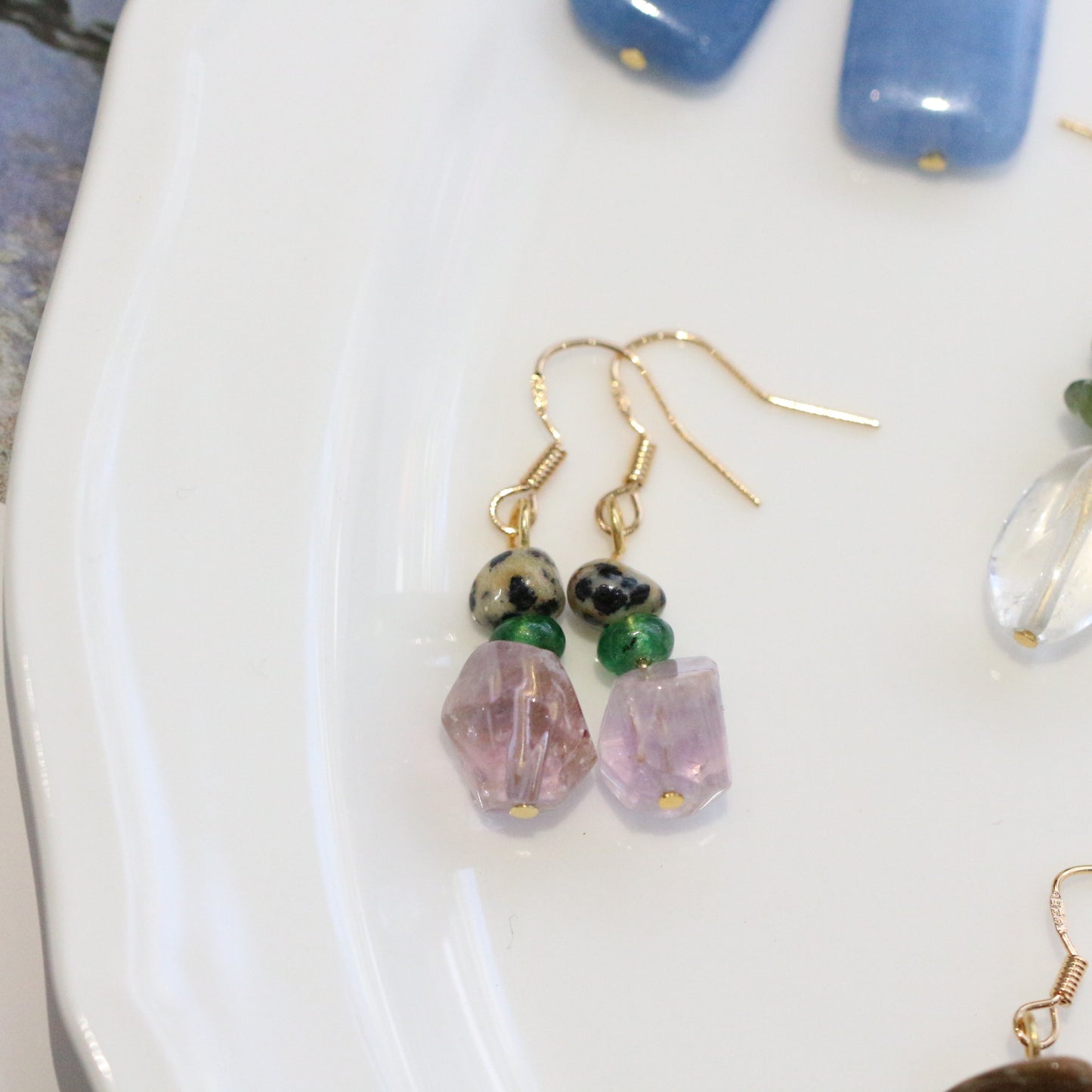 Crystal Simplicity Contrast Color Dopamine Matching Ear Hook