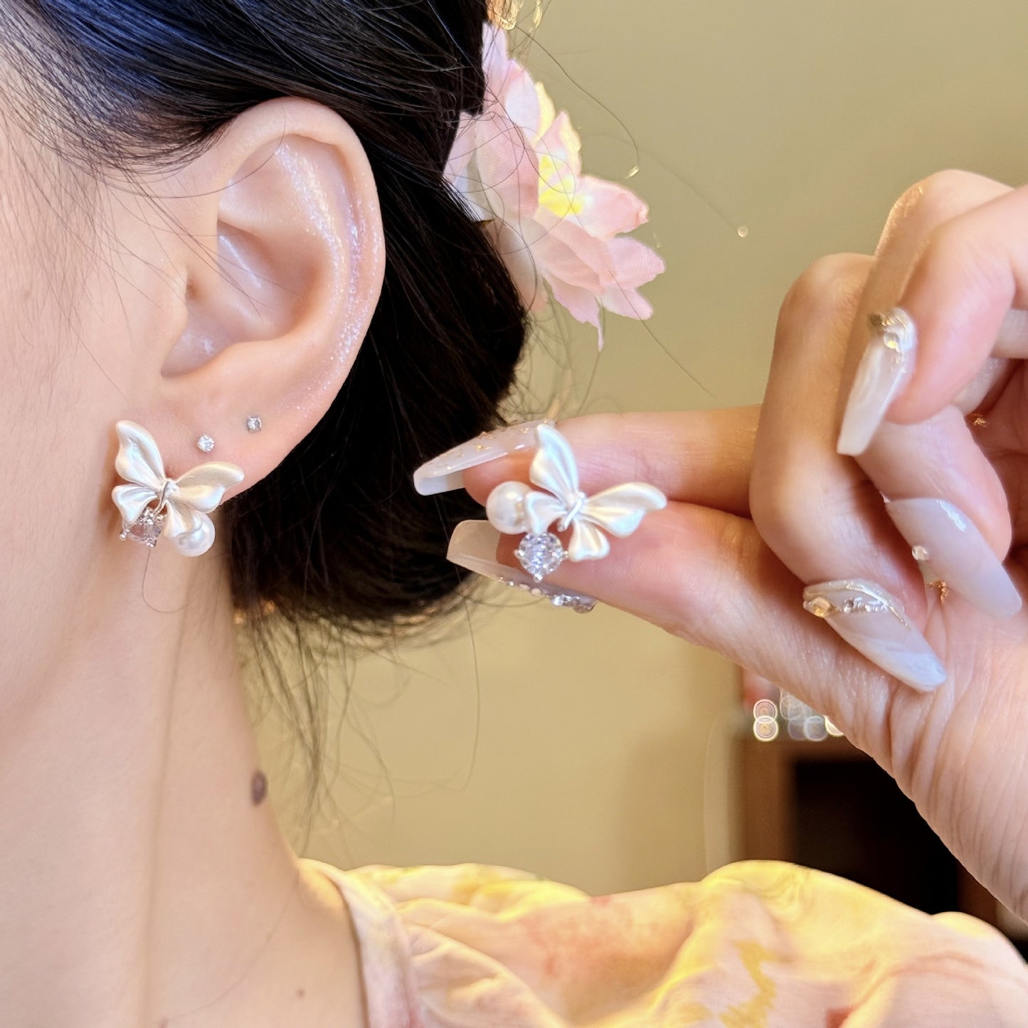 Women's Design Pink Butterfly Pearl Zircon With Diamond For Stud Earrings