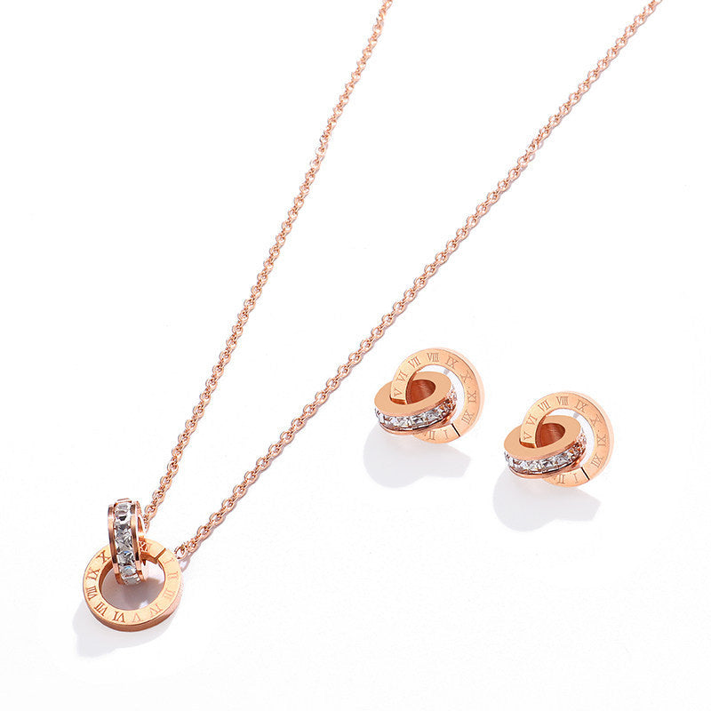 Women's Fashionable High-grade Titanium Steel French Clavicle Chain Simple Necklaces