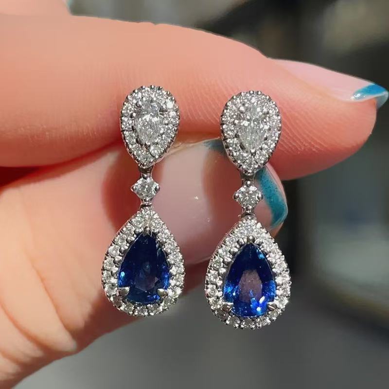 Women's Super Flash Royal Blue Zircon Fashion Light Rings
