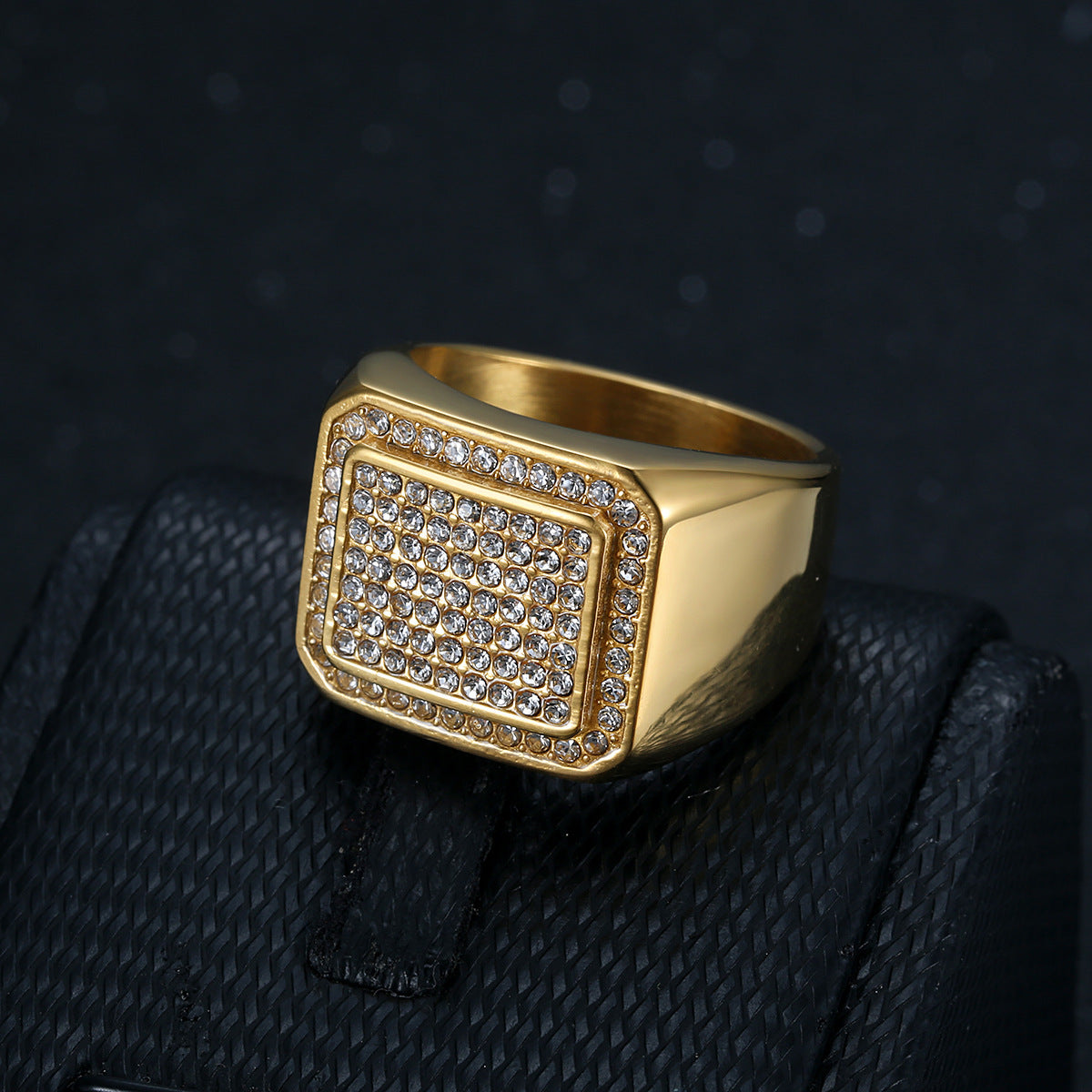 Fashion Personality Domineering Personalized Titanium Steel Electroplated Diamond Ring