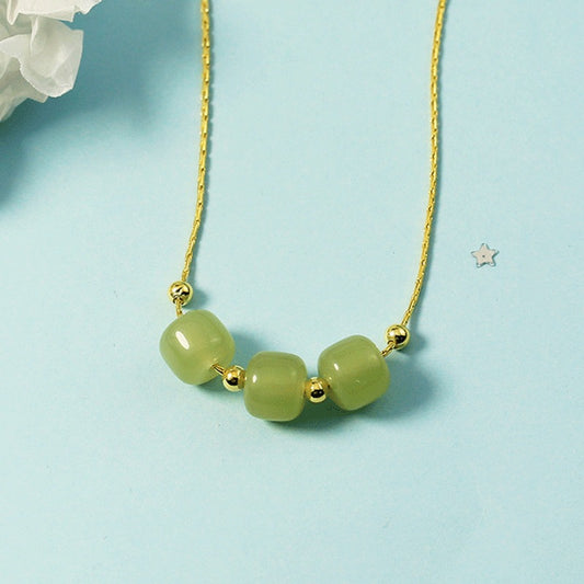 Women's Beads Niche Design Clavicle Chain High-grade Light Necklace