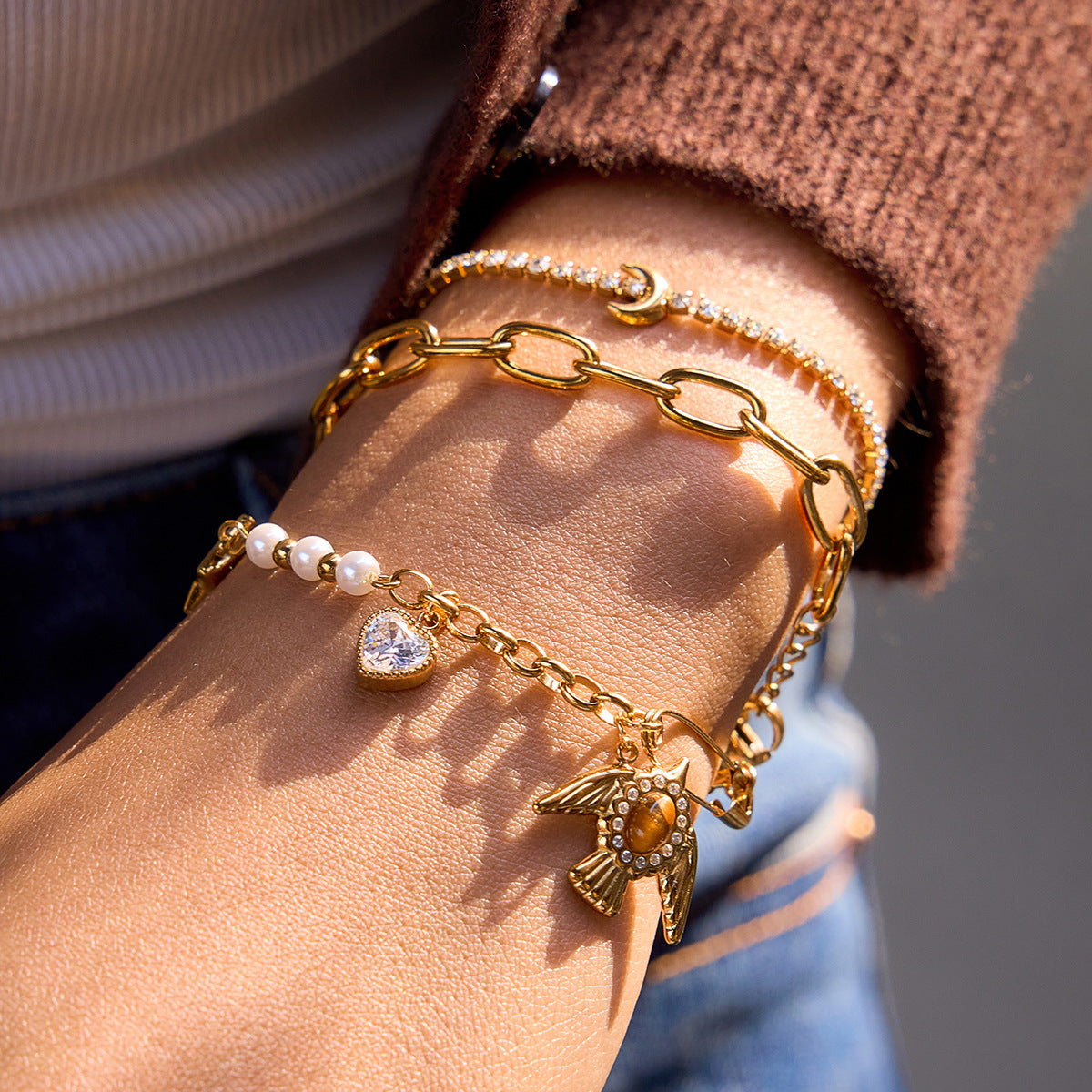 Women's Stainless Steel Pearl Tigereye Flying Bird Light Luxury Bracelet