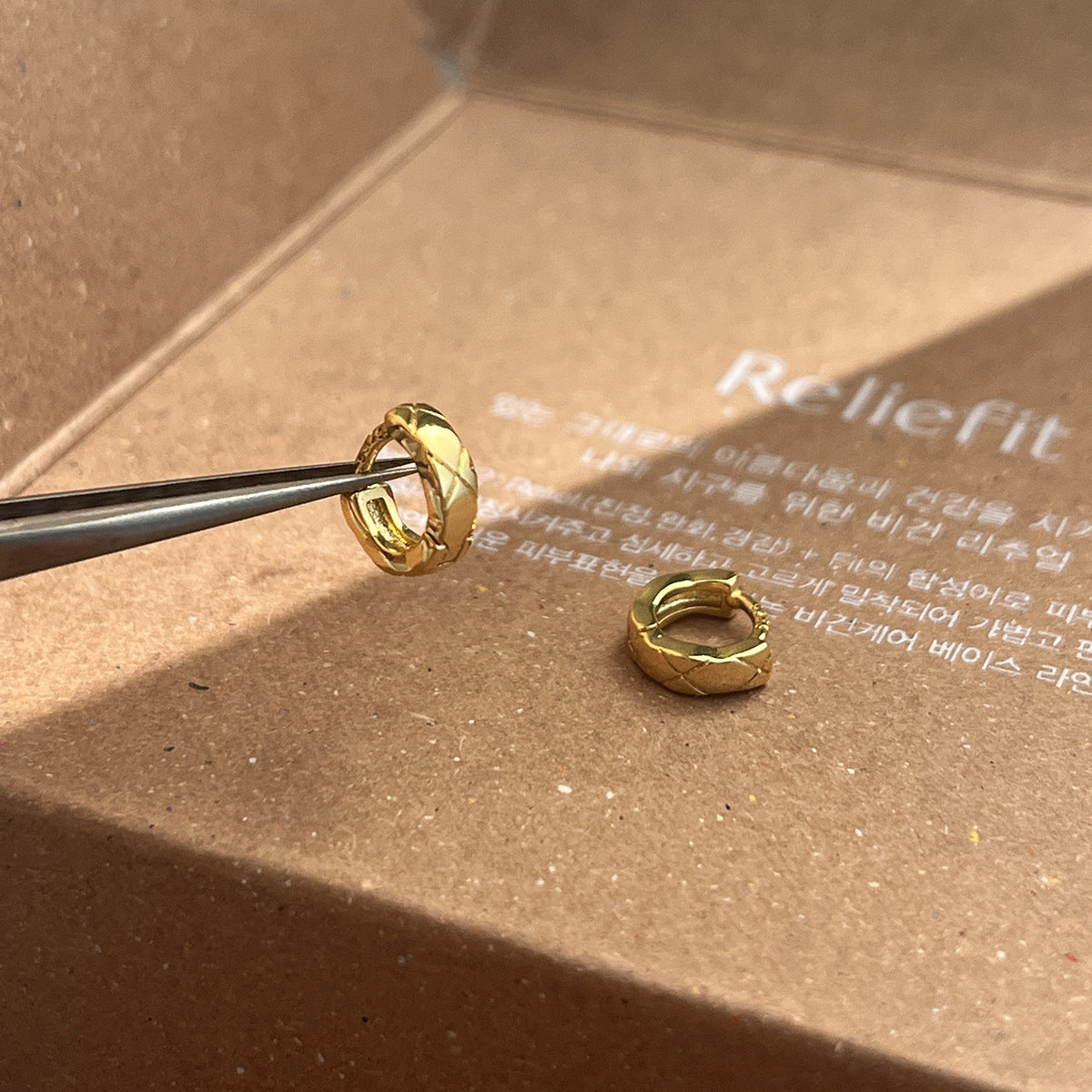 Women's Unique Design Sier Pin Exquisite Mini Earrings