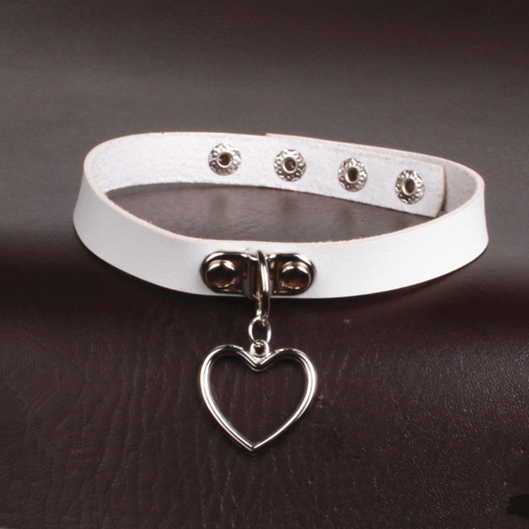 Punk Simple Leather Love Heart Choker Collar