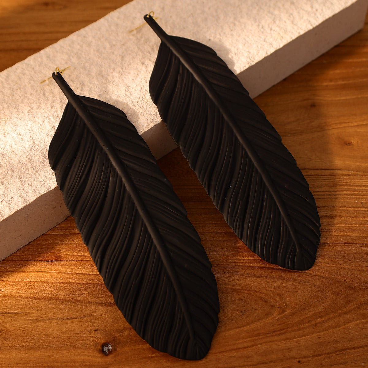 Exaggerated Long Metal Feather Textured Niche Earrings