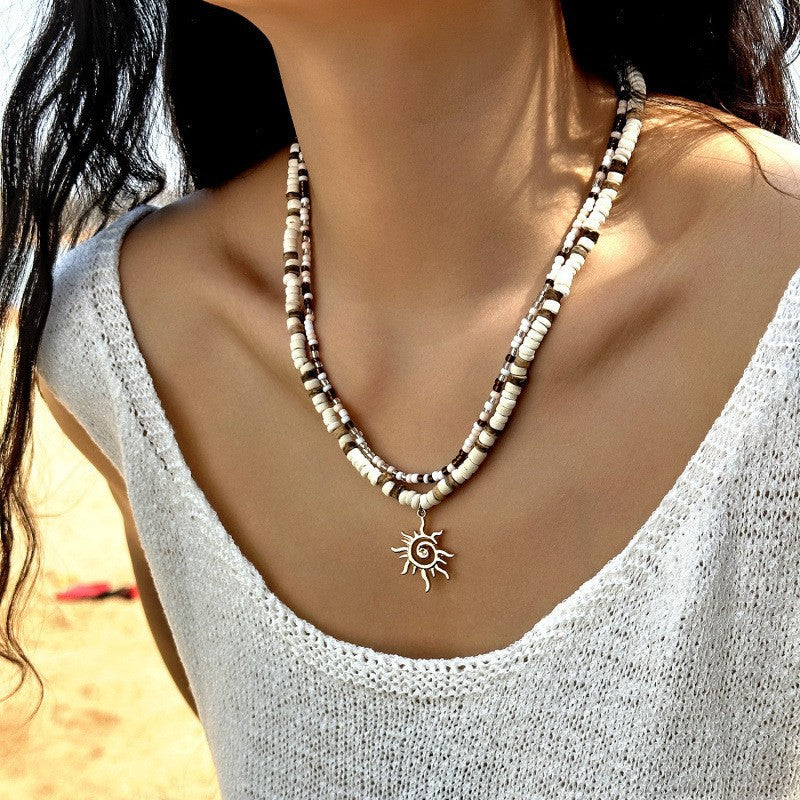 Women's Beach Vacation Style Wooden Bead Light Luxury Necklace