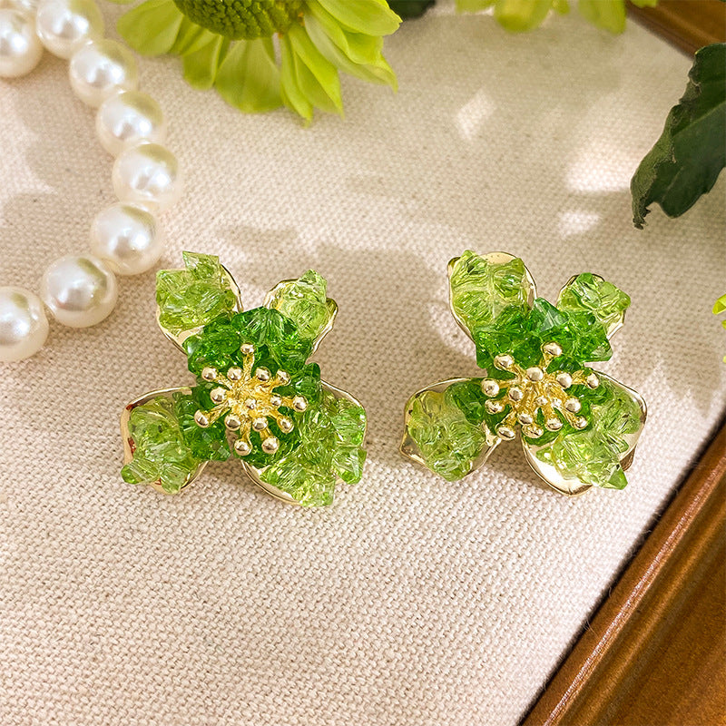 Women's Fresh Green Fashion Ear Pearl Niche Earrings