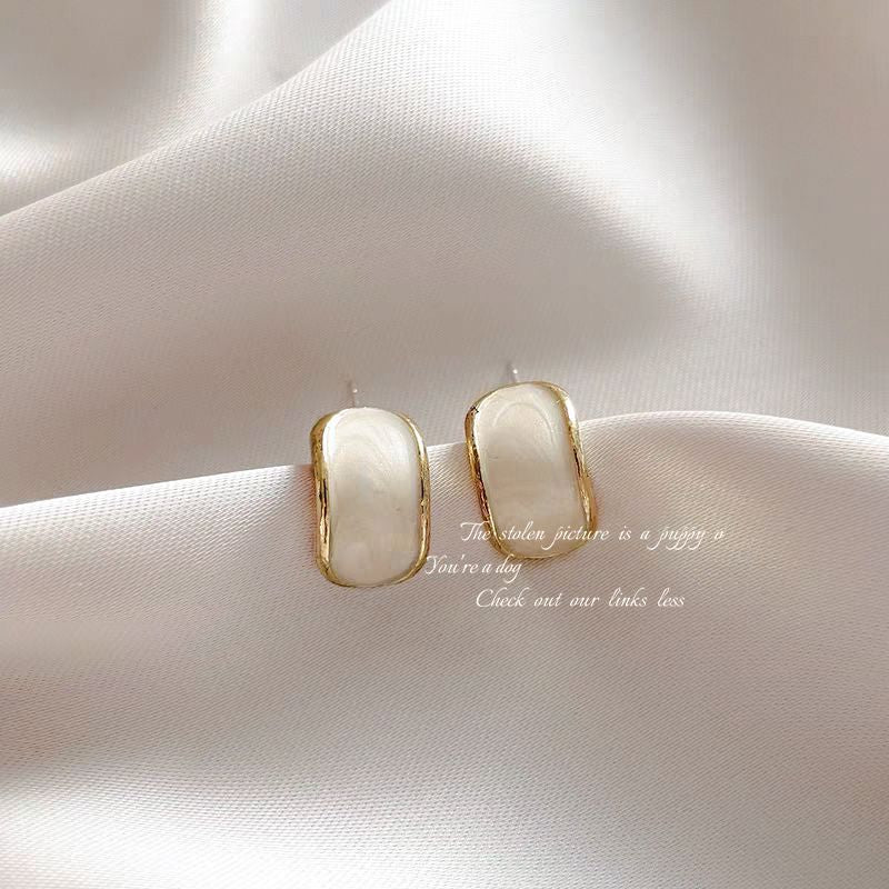 Women's Pearl Elegant High-grade White Ear Clip Earrings