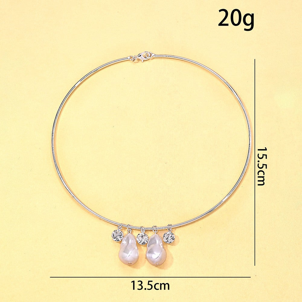 Women's Style Retro Baroque Pearl Light Luxury Rhinestone Tassel High Collar