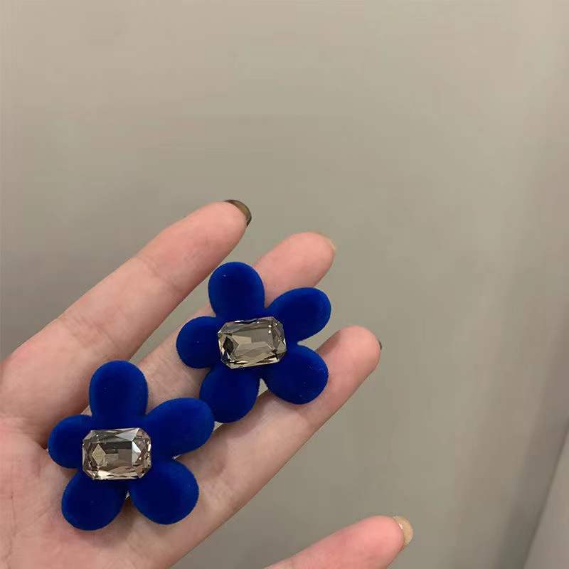 Temperament Female Blue Color Sier Exquisite Earrings