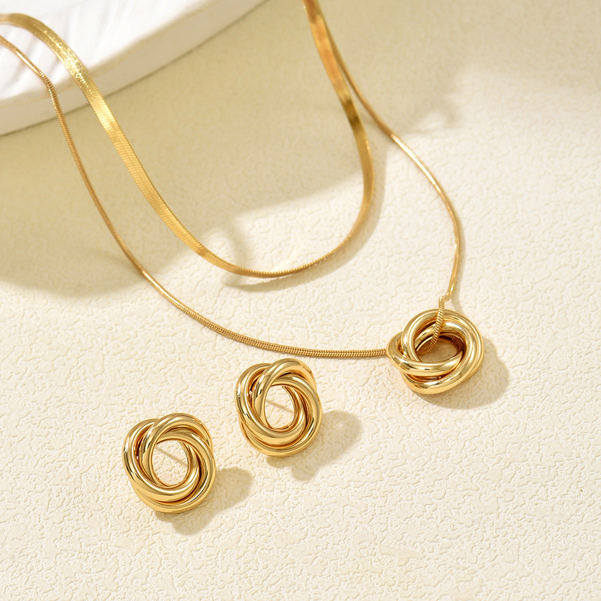 Women's Geometric Winding Design Niche For Jewelry Set