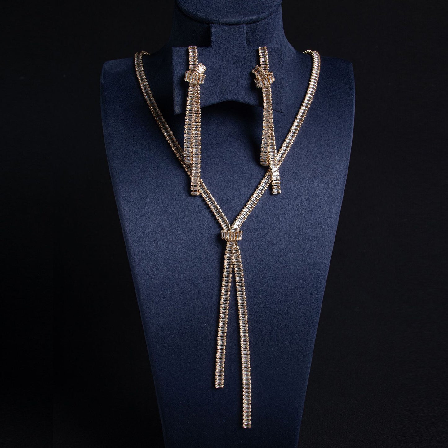 Women's Beauty Claw Chain Zircon Simple Geometric Box Banquet Dress Luxury Rings