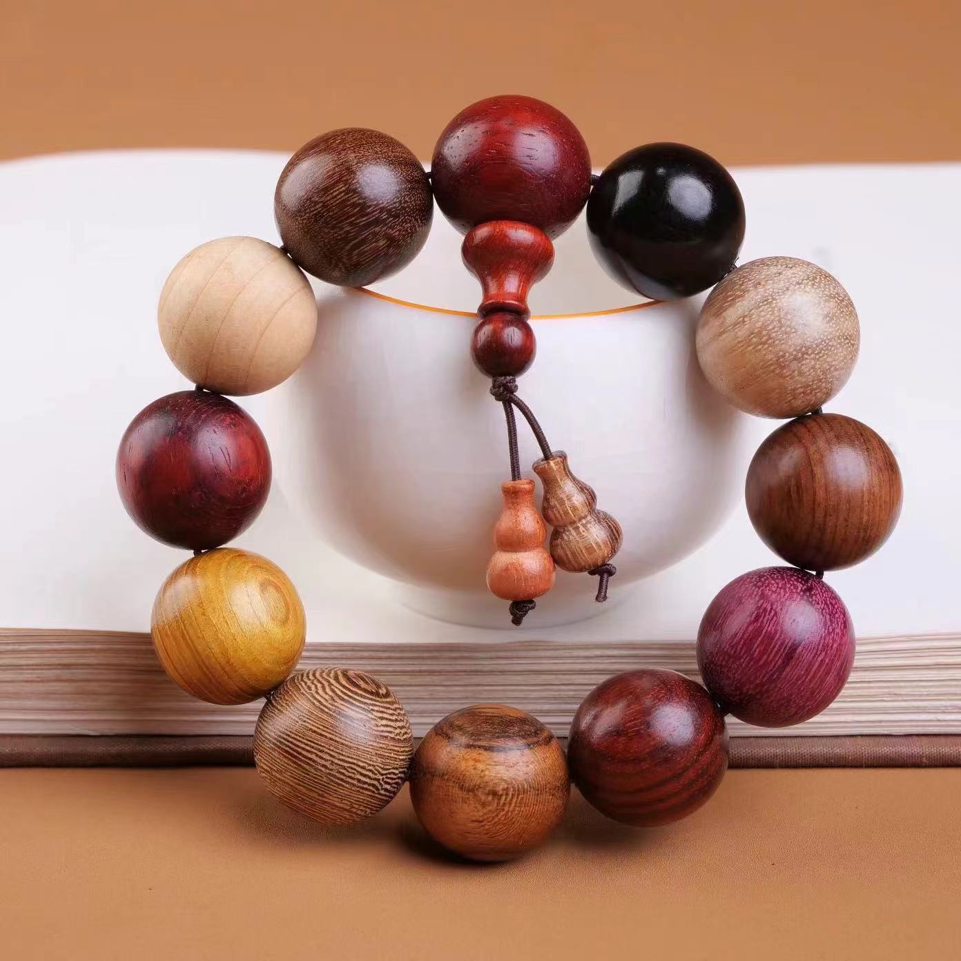 Women's Beads Rosewood Door Frame Yellow Pear Crafts Bracelet