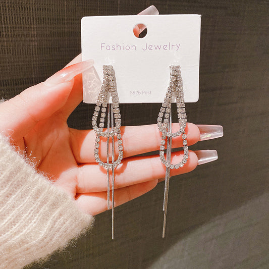 Simple Generous Design High Sense Slim Earrings