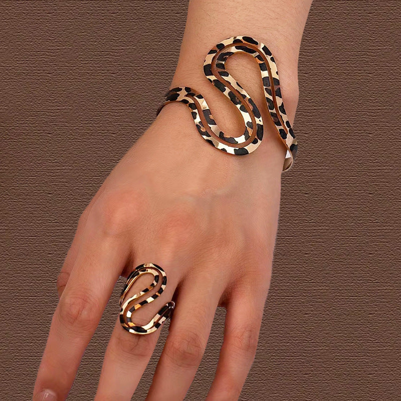 Light Luxury Advanced Leopard Print Sexy Jewelry Set