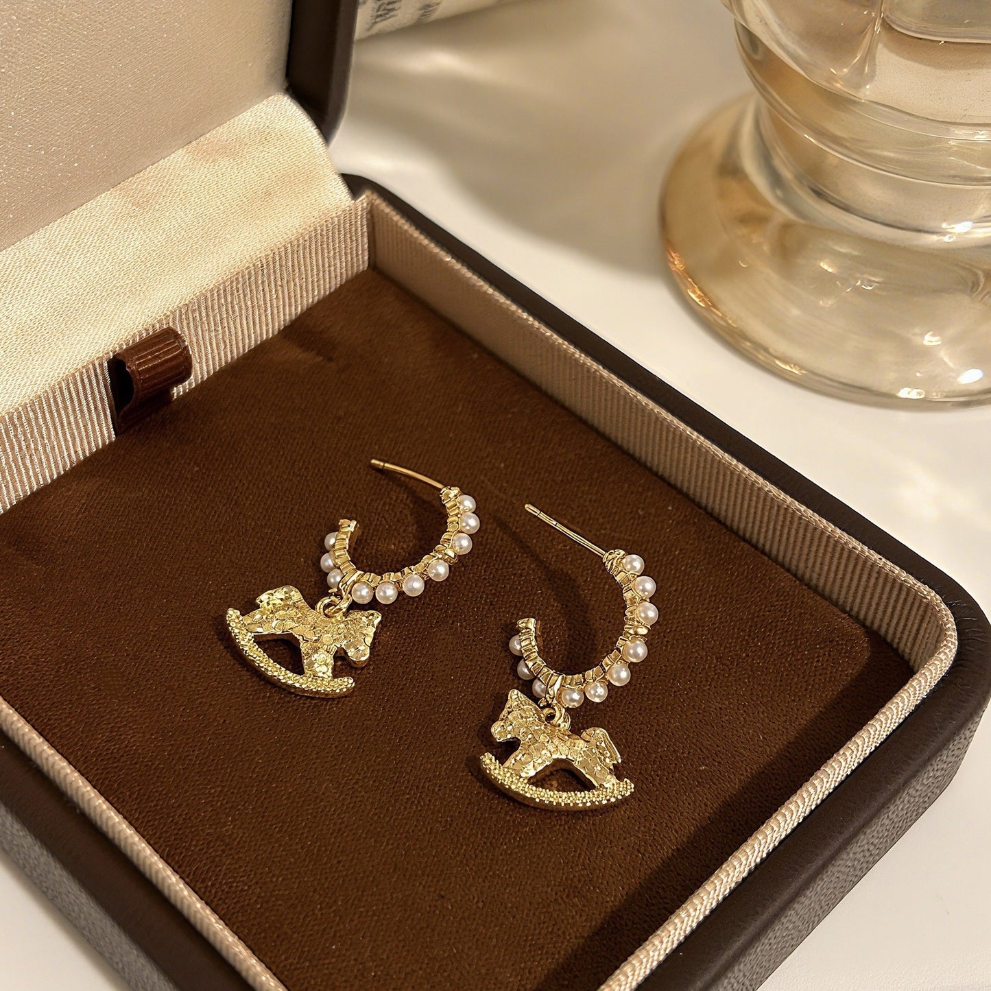 Women's Flocking Pearl Gourd Pony Ear Clip Niche Earrings