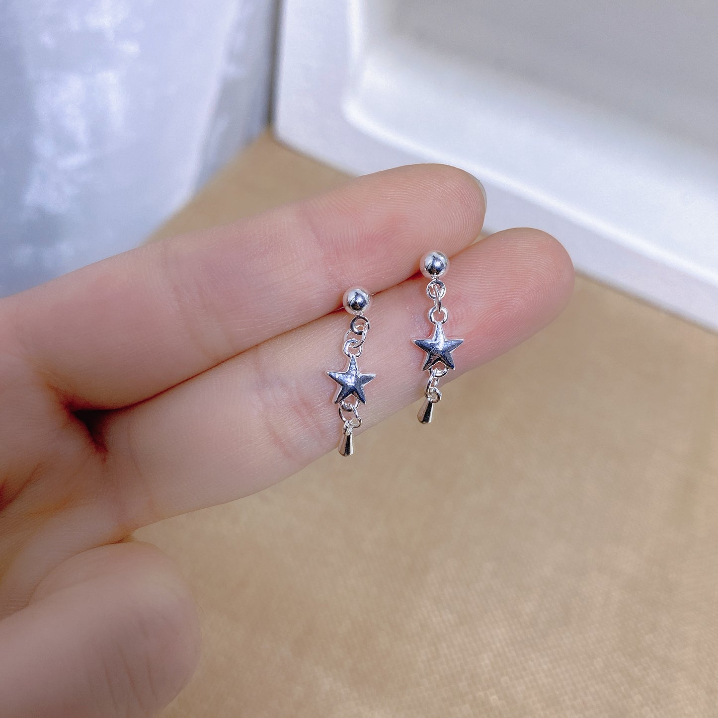 Simple Individually Packaged Exquisite Sier Bow Stud Earrings