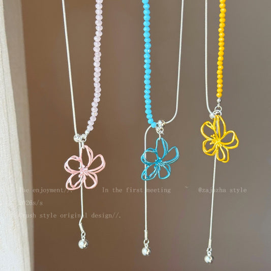 Spring Atmosphere Multicolor Cutout Small Flower Beaded Female Niche Design Necklace