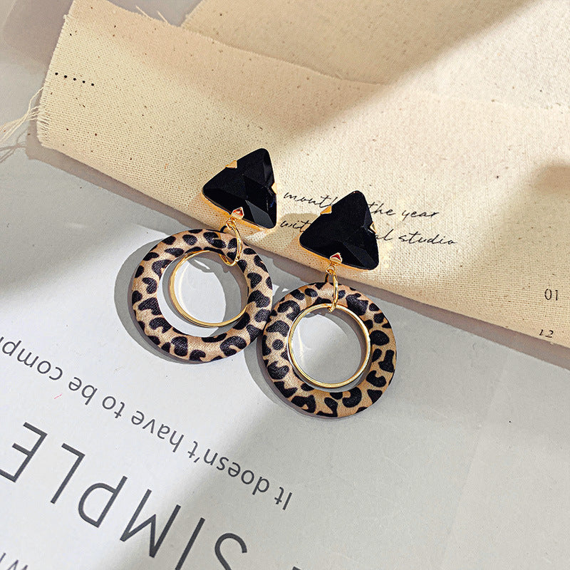 Women's Needle Brown Style Fashionable Vintage Elegant Earrings