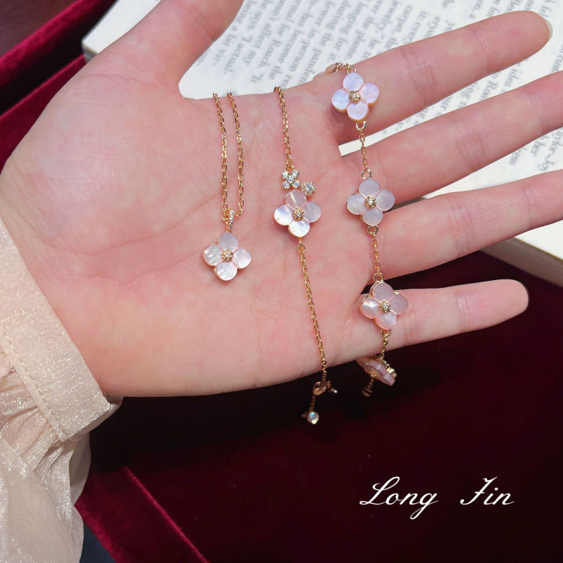 Retro High-grade Light Luxury Cherry Blossom Pink Shell Bracelets
