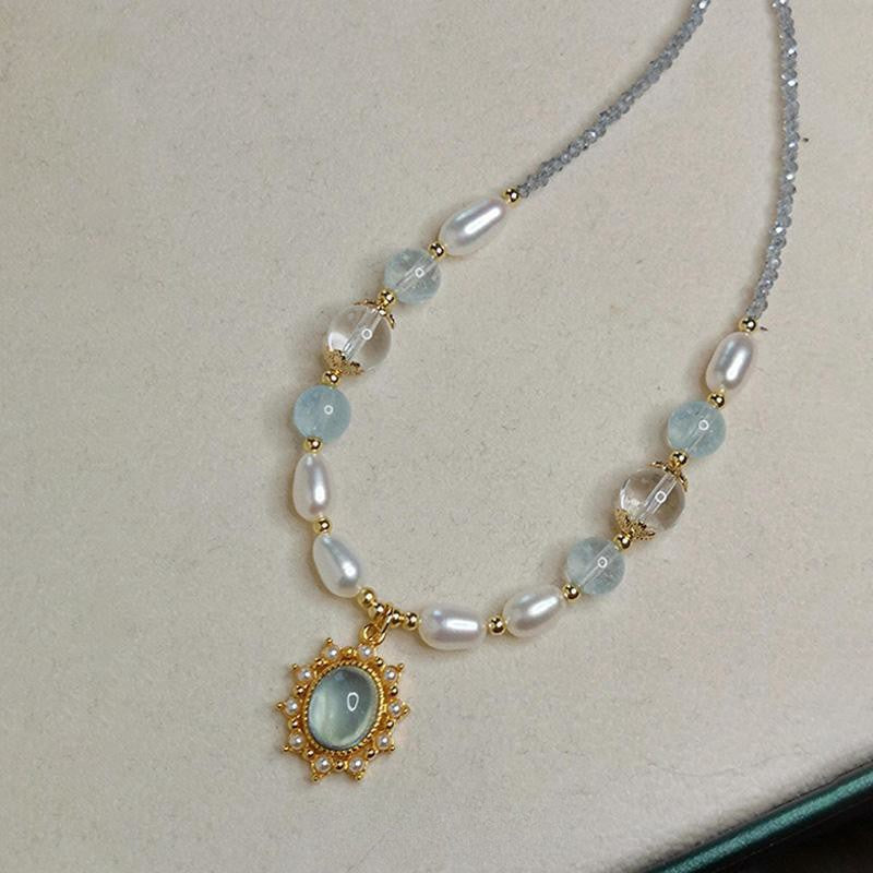 Water Drop Retro Design Temperament Entry Necklaces
